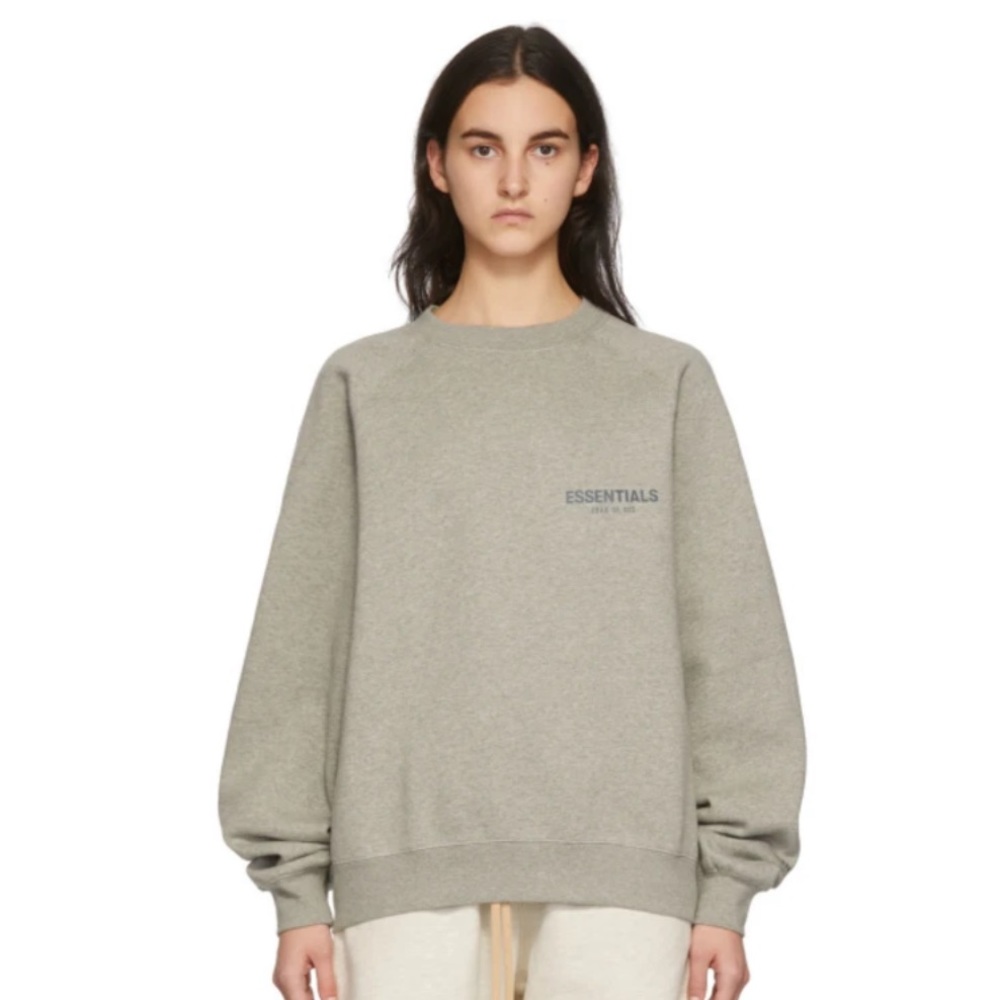 Grey essentials sweatshirt